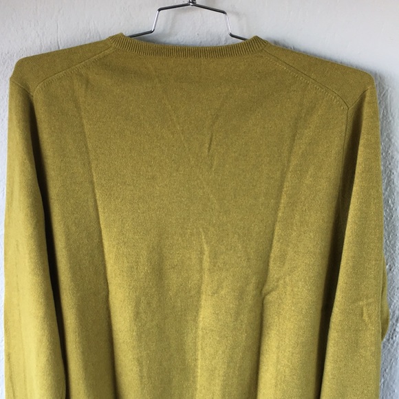 J. Crew 100% Italian Cashmere V Neck Sweater Lime - Picture 7 of 8